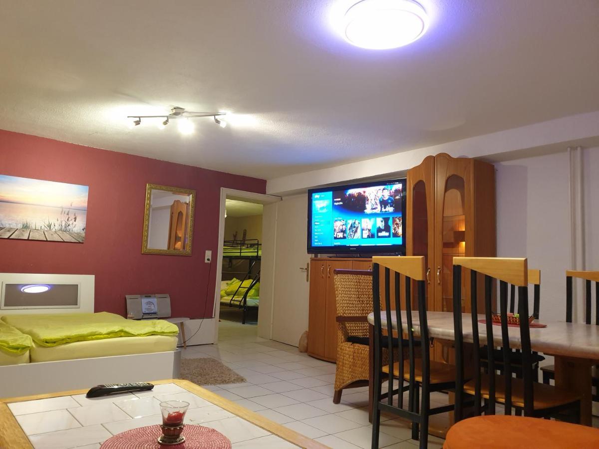 Sions Grosse Ferienwohnung Ferienwohnung Mit 3 Schlafzimmer, 2 Km Bis Zum Europapark Rust Kappel-Grafenhausen Exterior photo